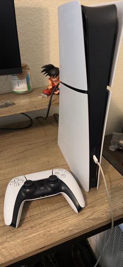 PLAYSTATION 5 SLIM