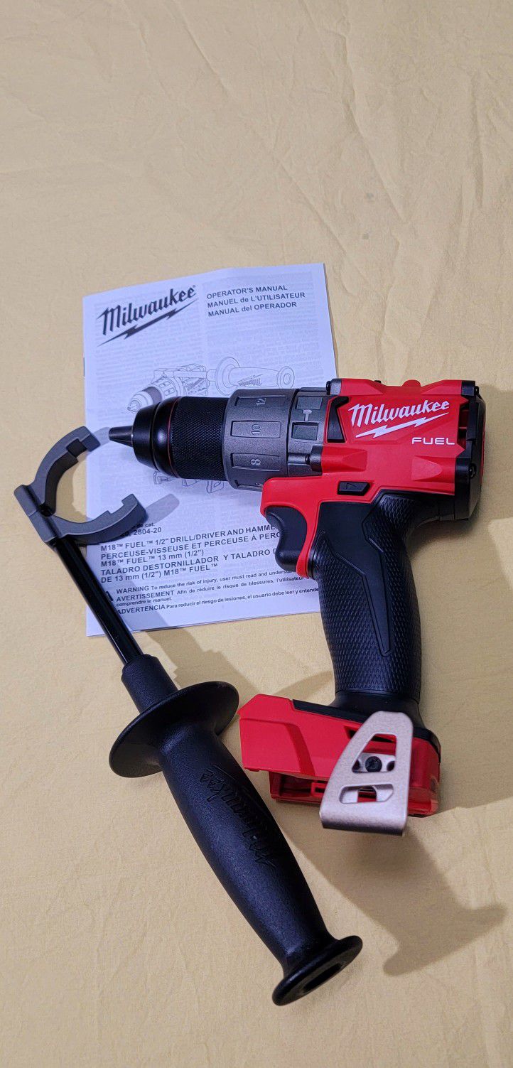 MILWAUKEE M18 FUEL HAMMERDRILL 1/2" (TOOL-ONLY)