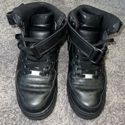 Men Nike Shoes Size 10.5