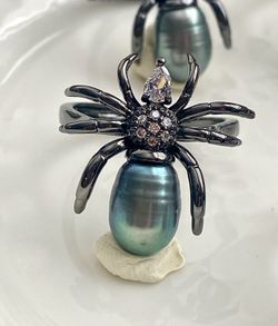 Halloween Collection-Handmade Freshwater Spider Adjustable Ring