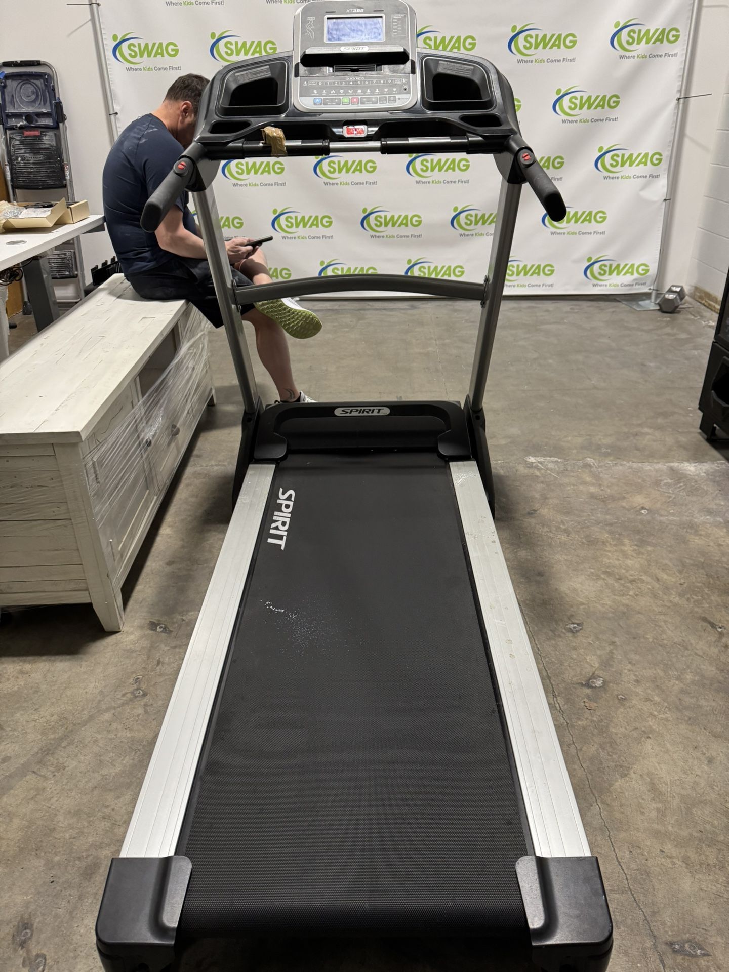 Spirit XT385 Folding Treadmill 
