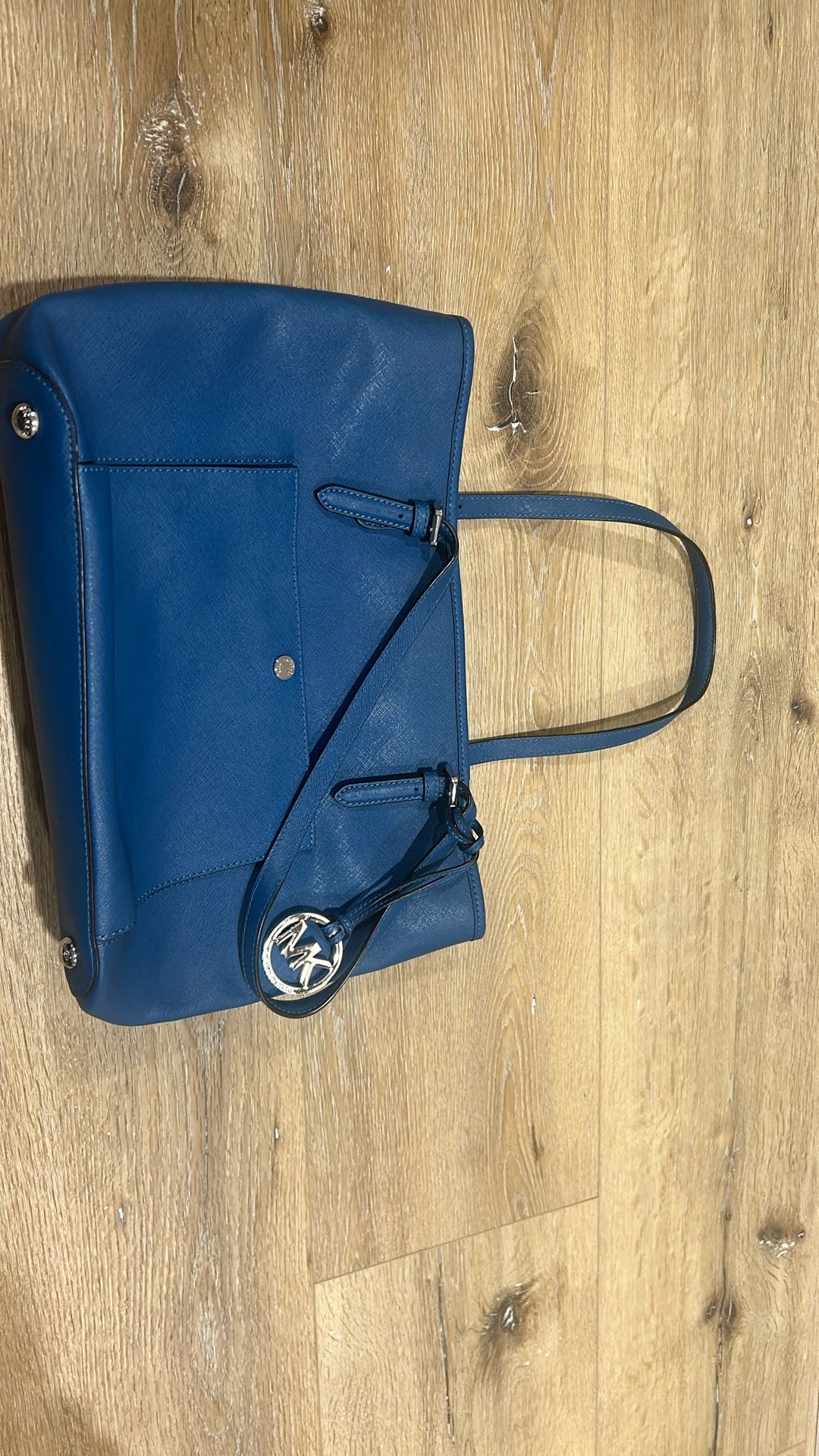 MK (Michael Kors) Shoulder Bag