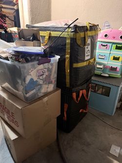Clothes and accessories everything must go!!!!