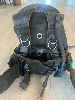SeaQuest BCD for Scuba Diving Back Inflate Men’s Size Medium