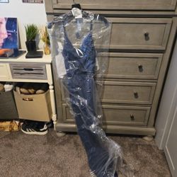 size medium bridesmaid dress