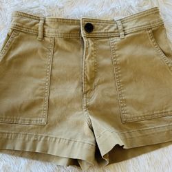 H&M Women’s Tan Shorts Size 8