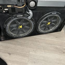 Subwoofers And Amplifier 