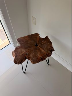 Chic Wooden Coffee Table