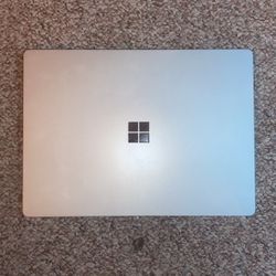  Microsoft Surface Laptop 2 Touchscreen Intel i5-8250U 8GB RAM 128GB SSD Win 10