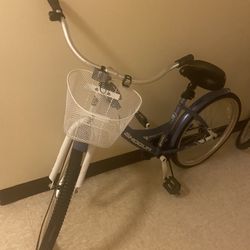 24 Shogun Belmar Ladies Cruiser Bicycle with Basket for Sale in