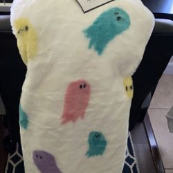 Ghost Blanket
