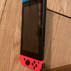Nintendo Switch 1 (Extremely Lightly Used)