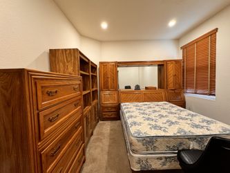Bed Set +cabinets