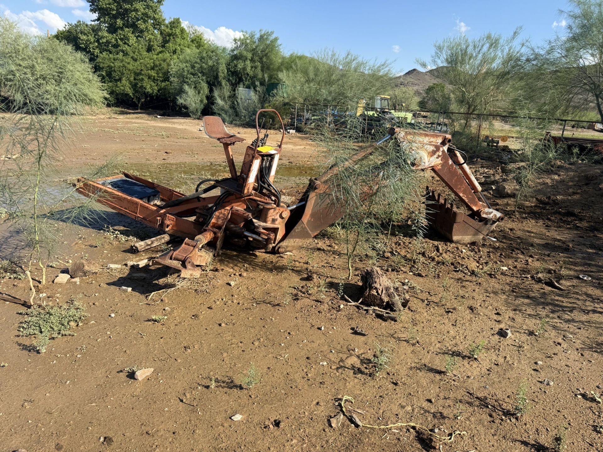 Free backhoe