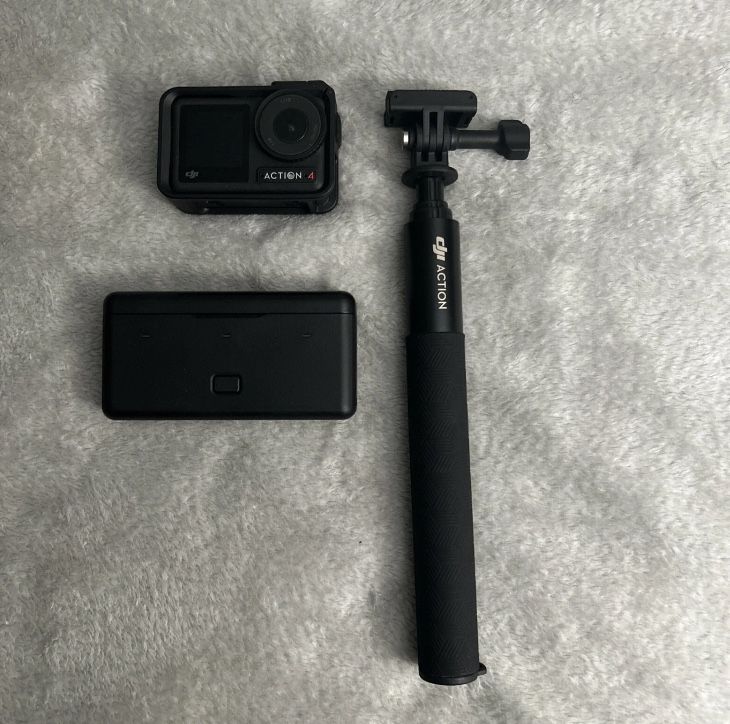 DJI Osmo Action 4 Adventure Combo 4K/120fps Waterproof Outdoor Camera 3 Battery
