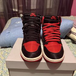 WMNS Air Jordan 1 Retro High OG