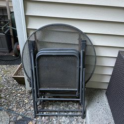 Free Outdoor Table And Chairs