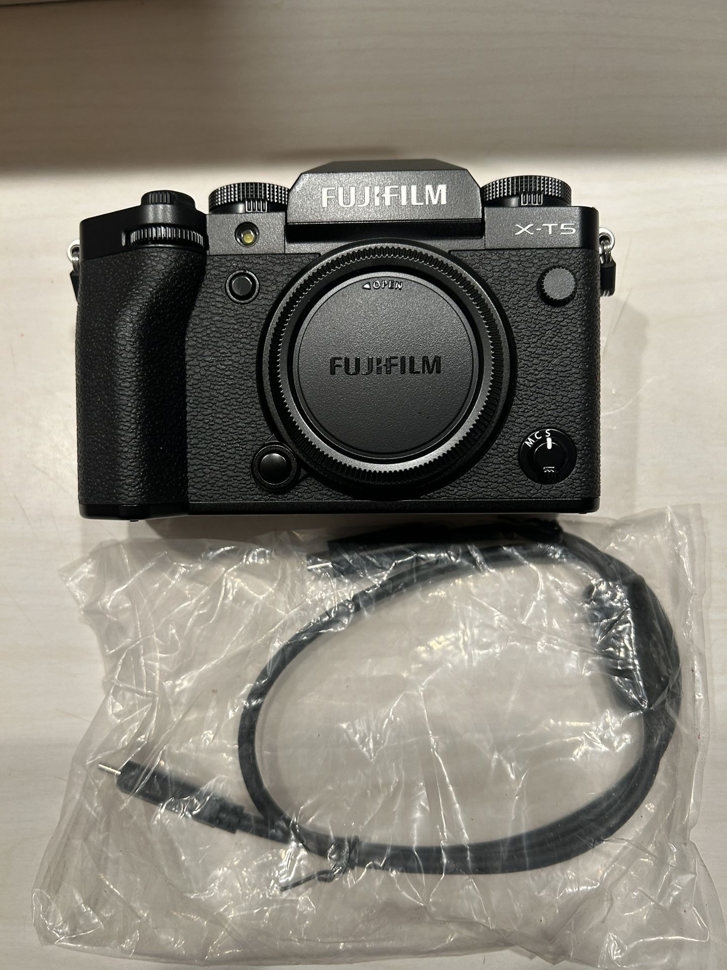 Fujifilm X-t5
