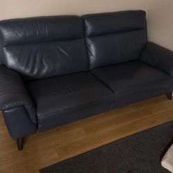 Recliner couch (living Spaces) Blue Leather 