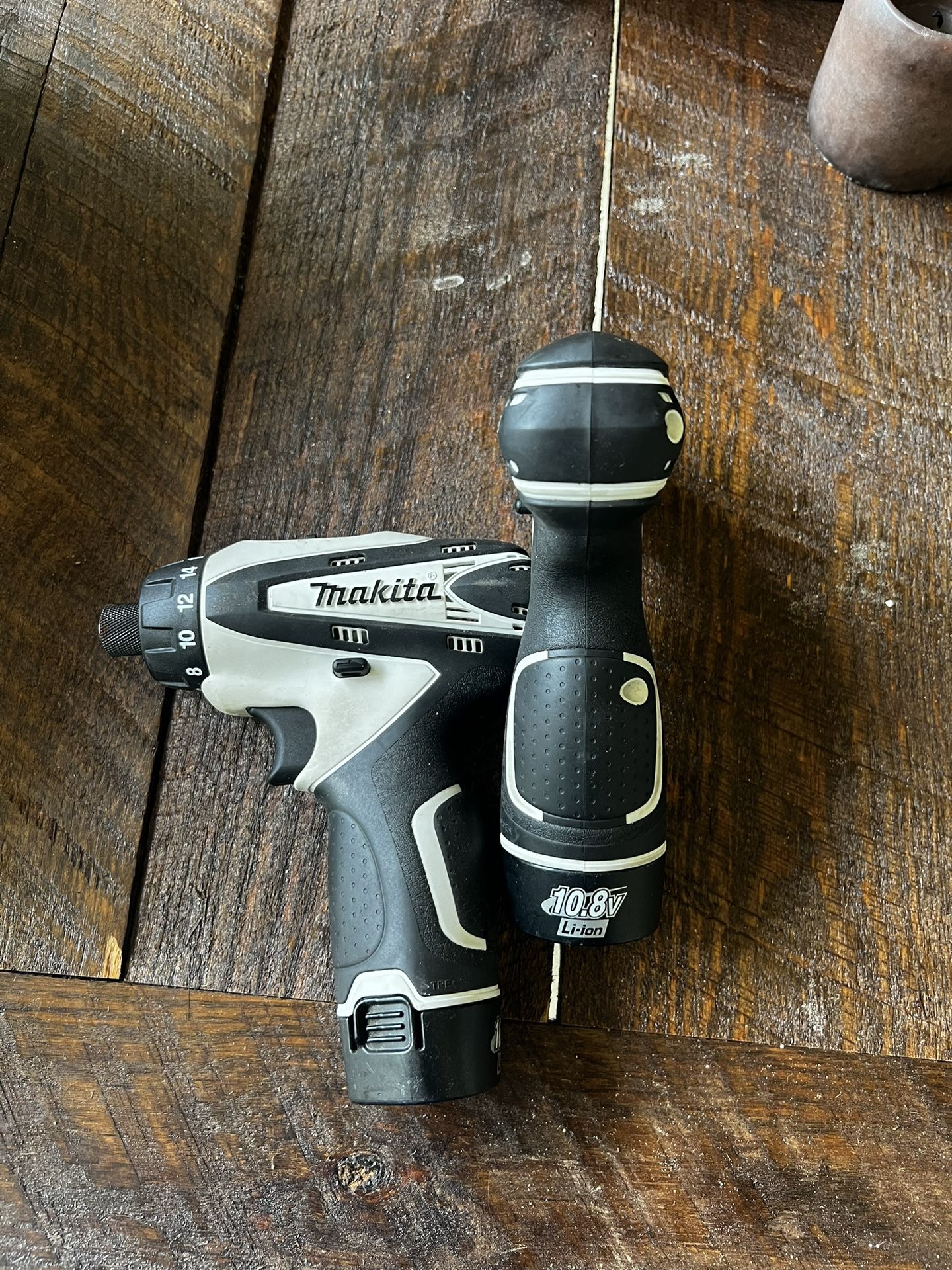 Makita 10.8V Drill And Impact Set