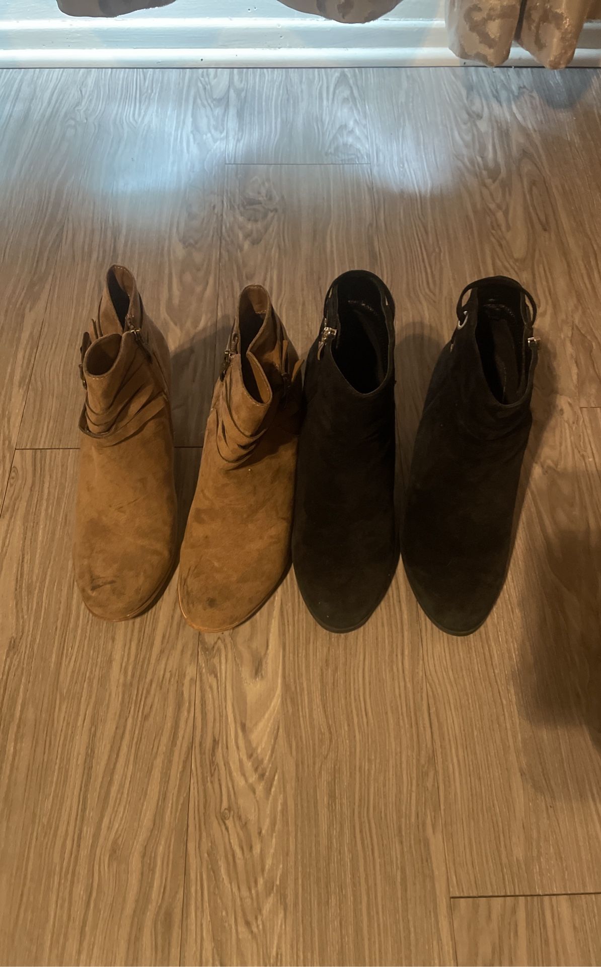 Booties Khaki And Black