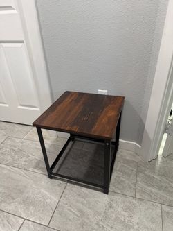 Mini fridge table stand (MINI FRIDGE NOT INCLUDED)