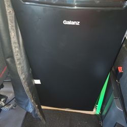 New Office Refrigerator With Freezer 