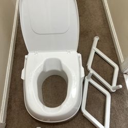Drive Raised Toilet Seat With Rails 
