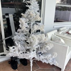 White 7’ Christmas Tree With Lights 