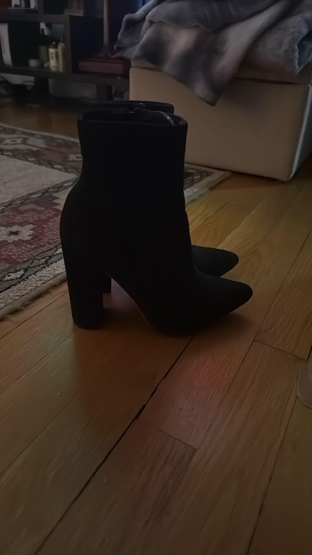 Black Pointed Toe Heel Boots 