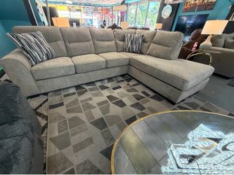 Upgrade your living room today with this stunning Ashley sectional — now ONLY $798! 😱