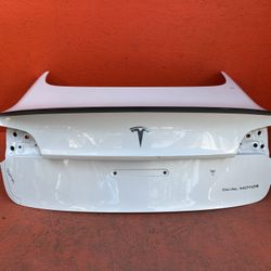 2017 2018 2019 2020 2021 2022 2023 Tesla Model 3 Trunk Lid Shell OEM