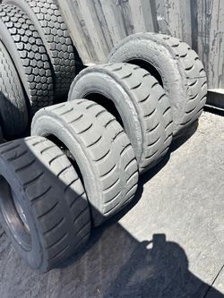 10-16.5 solid poly filled wheels for bobcat , tractor , New holland,