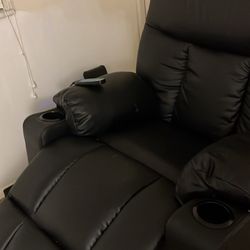 Massaging Recliner Chair 