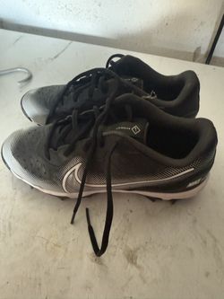 Nike baseball cleats