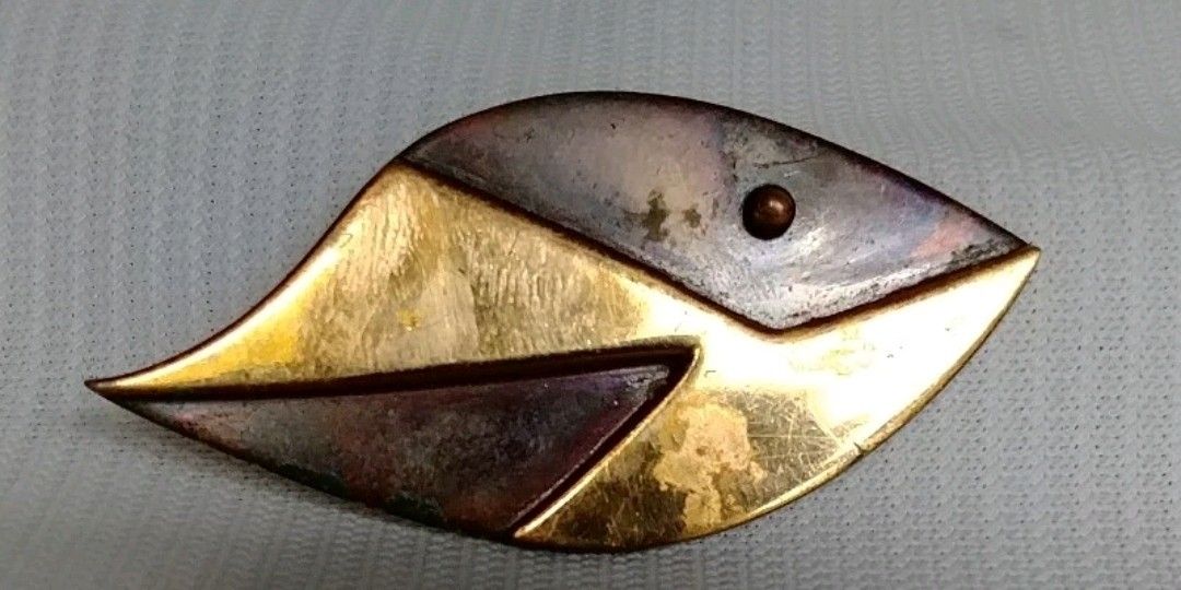 Rare Vintage Mid-Century Modern HOGAN BOLAS Fish Design Brass Brooch