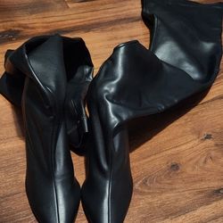 Yoox Stretchy Over The Knee Boot Size 7
