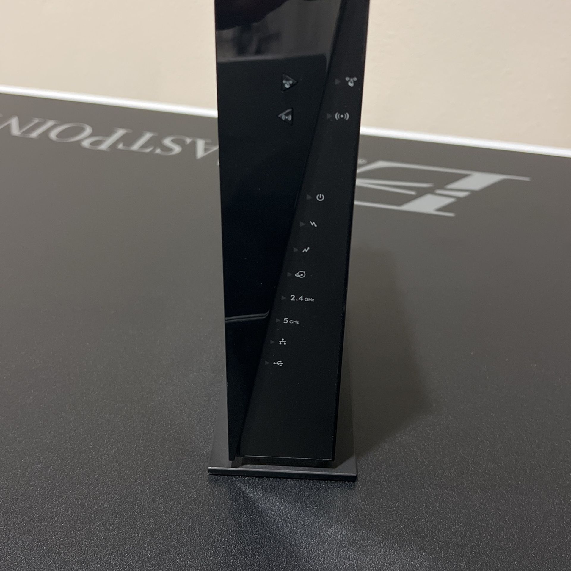 Netgear AC1750 Modem Plus Wifi Router