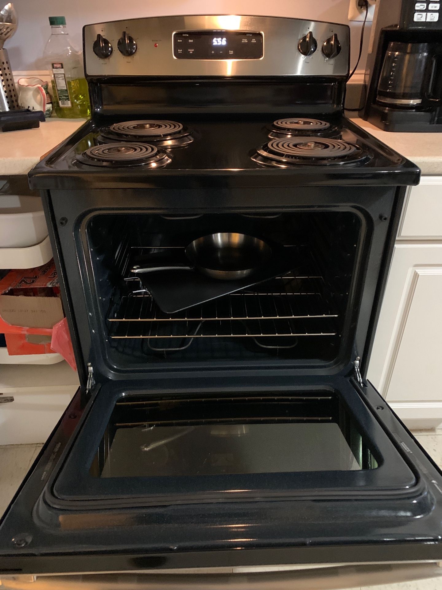 General Electric stove