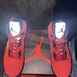 Nike Air Jordan Retro 5 (Raging Bull)