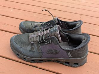 Men's 10.5 black sketchers slip ins running walking shoes