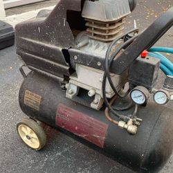 Air Compressor 2 HP-8 Gallon 