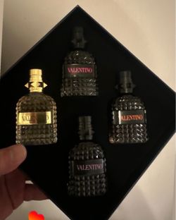Valentino sets men’s women’s
