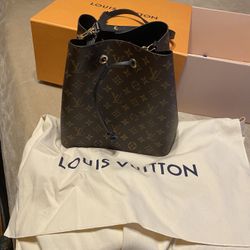 Louis Vuitton Bag Brand New Authentic  Never Used