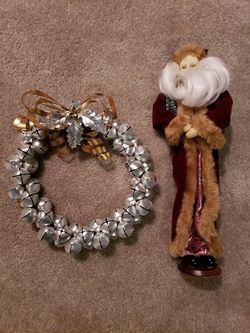 Wreath and Santa decoration
