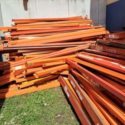 Uprigt, Beam And Deck