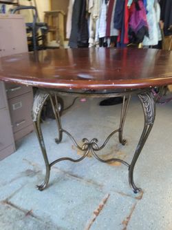 2 End tables and Round Dining table