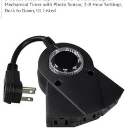 3-Outlet Outdoor Light Timer for Christmas Lights – Mechanical Timer with Photo Sensor, 2-8 Hour Settings, Dusk to Dawn, UL Listed
