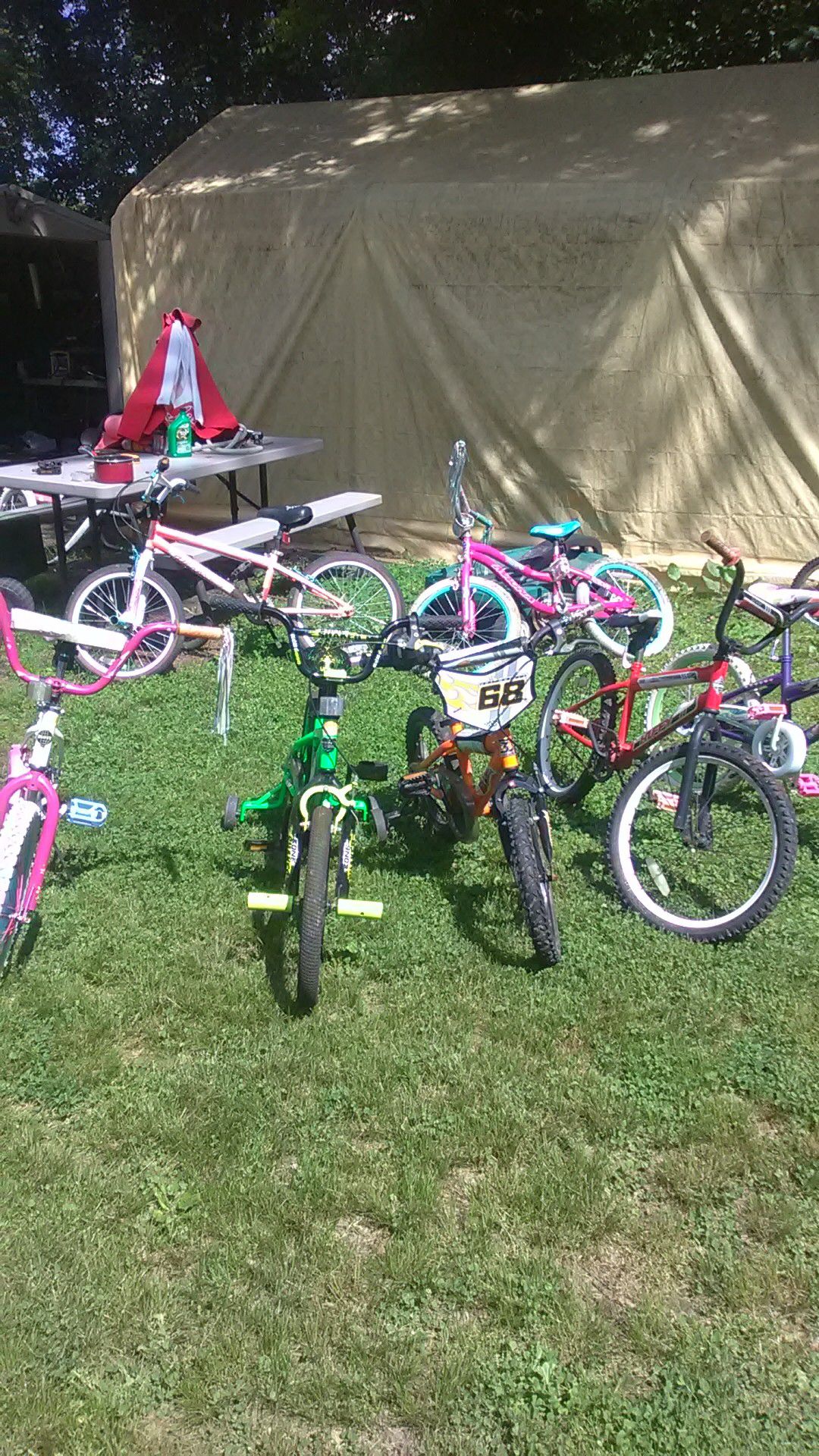 7 kids bikes 20 each