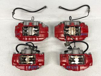 2015-2024 Infiniti red sport Brembo and rotors